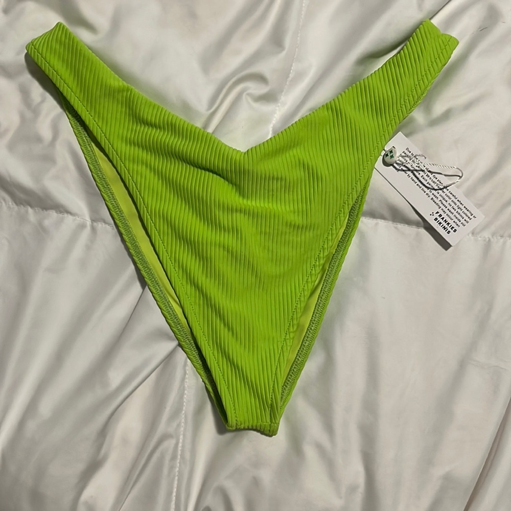 Frankie’s Bikinis High Cut Bottoms (read description)